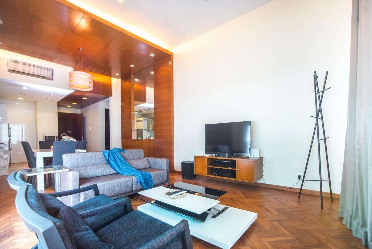 The Suites At Waterside Straits Quay By Plush Bagan Jermal Rom bilde